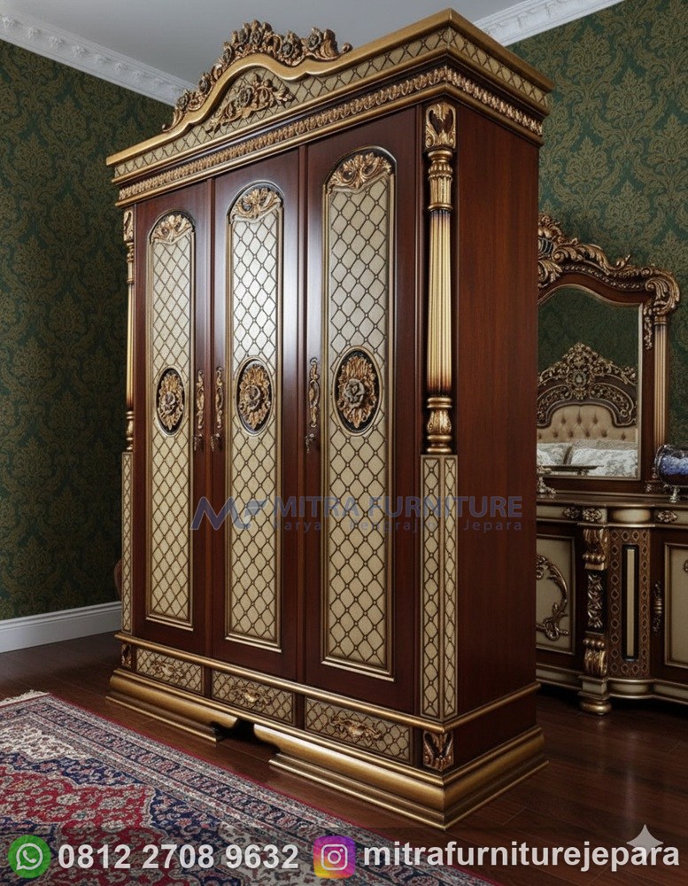 Lemari Pakaian Stupa Jati 3 Pintu Natural