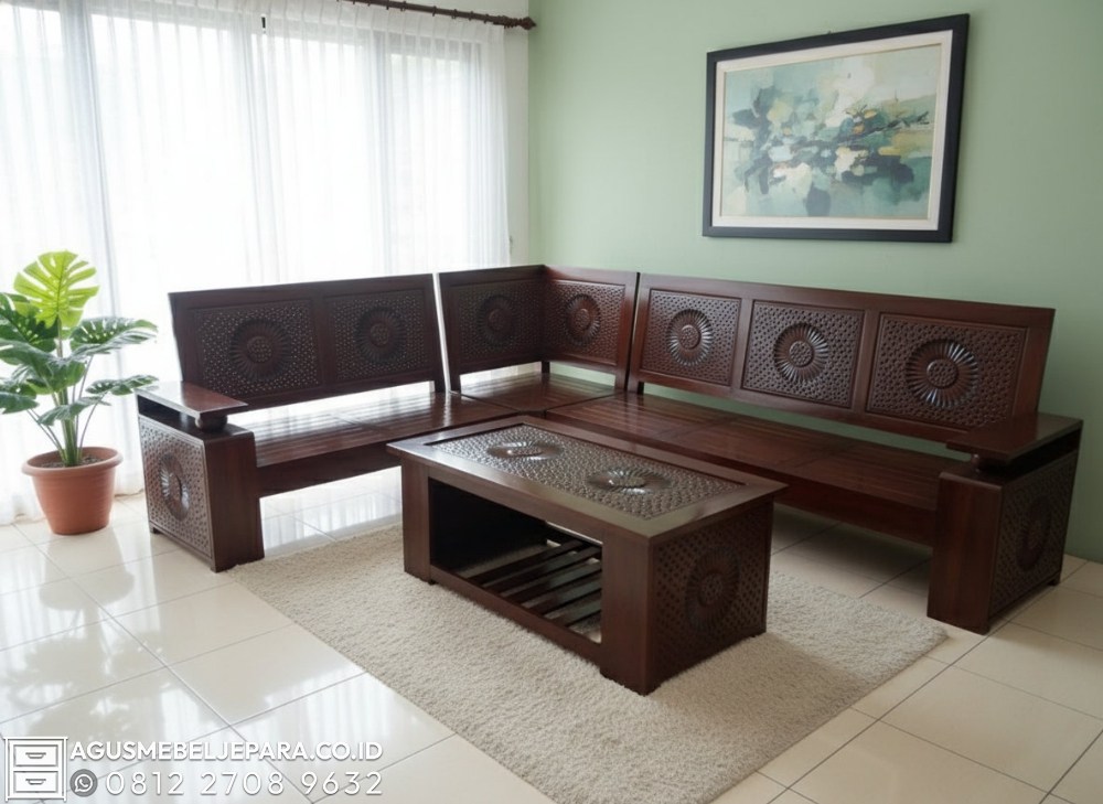 Inspirasi Desain Kursi Sudut Ukir Jepara untuk Ruang Tamu di Semarang