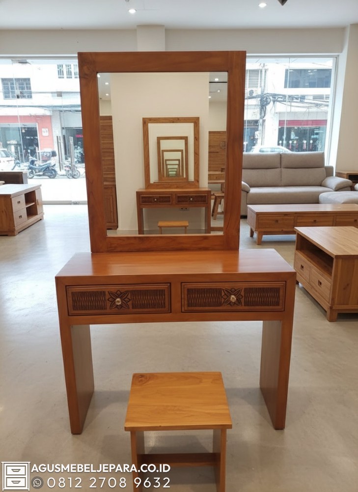 Desain Tolet Kayu Jati Minimalis di Jakarta